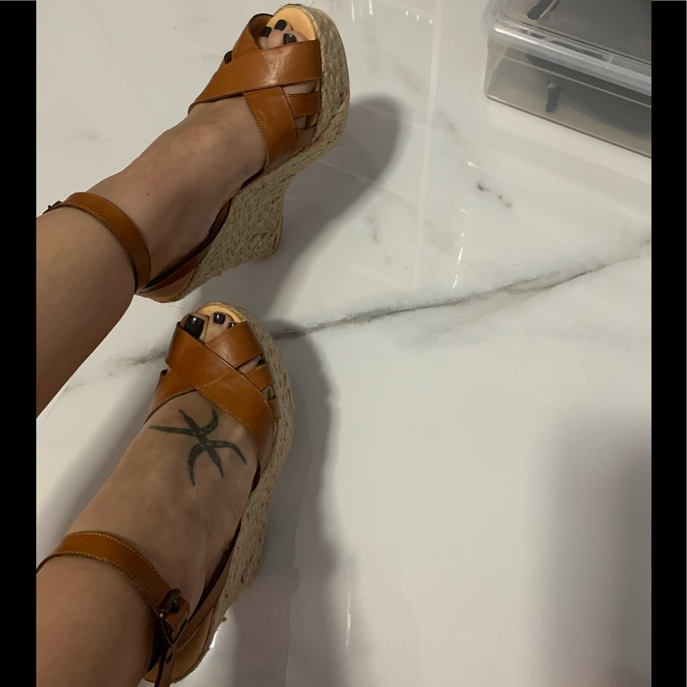 MK Wedges
